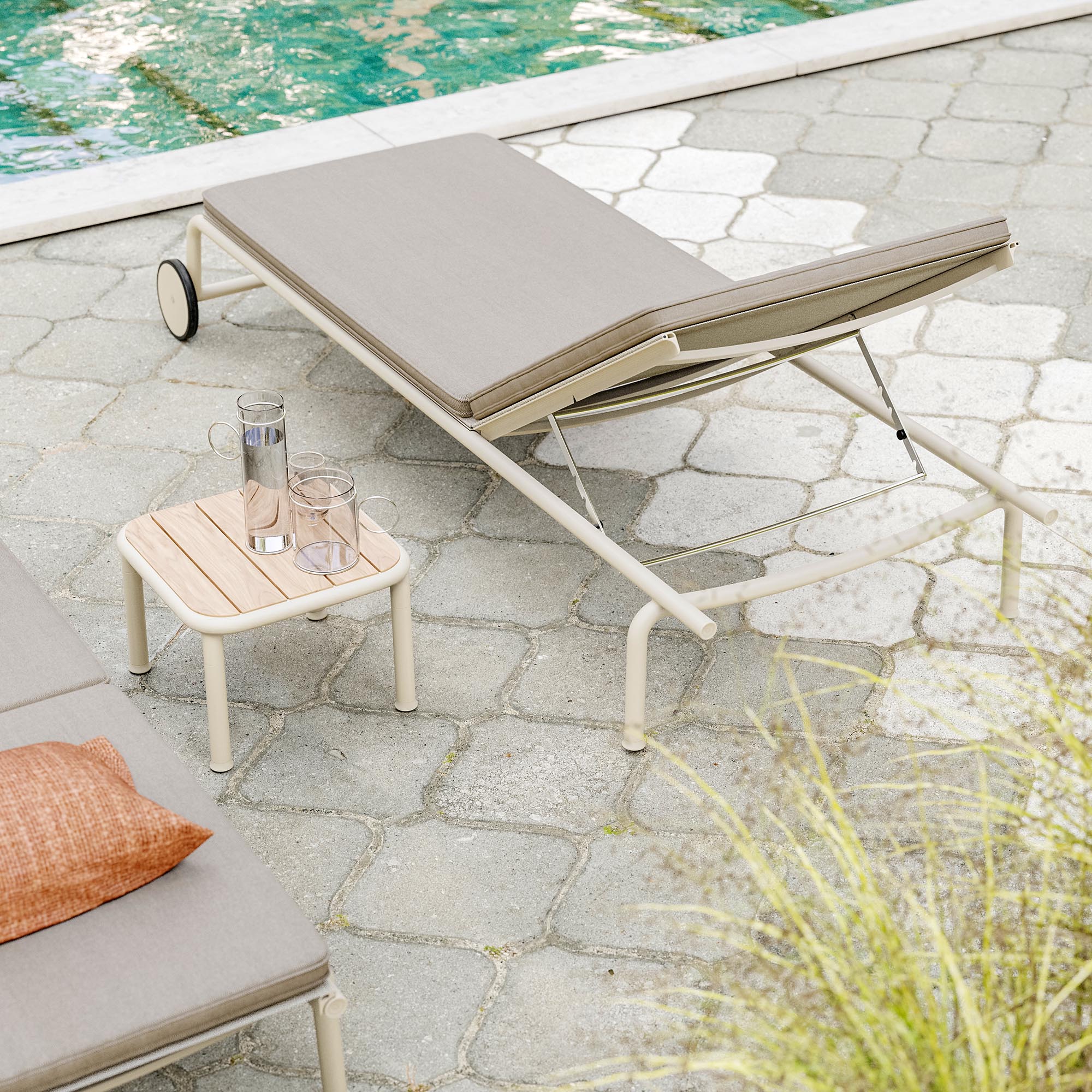 Campus Side Table - Image 3