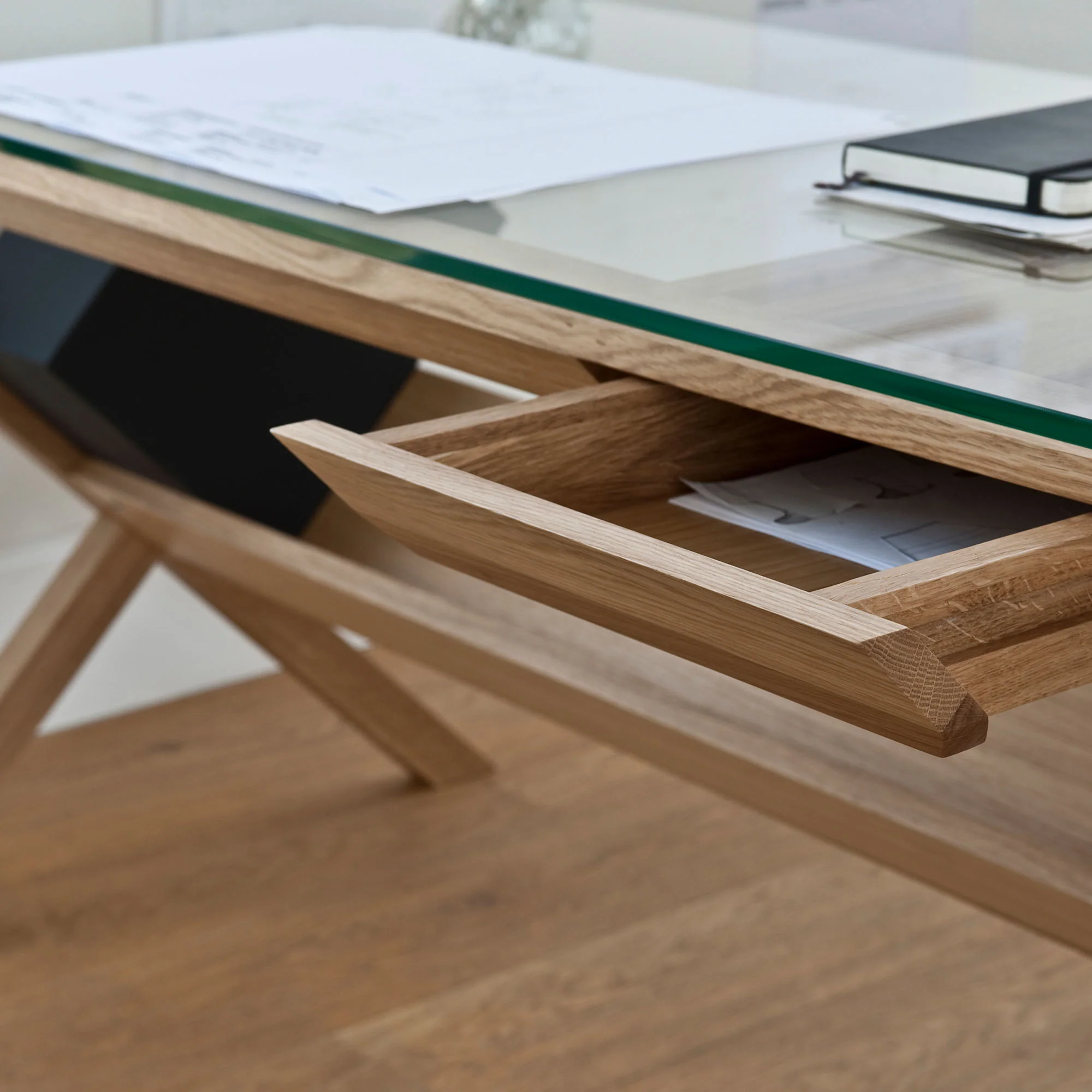 Covet Desk - Image 4