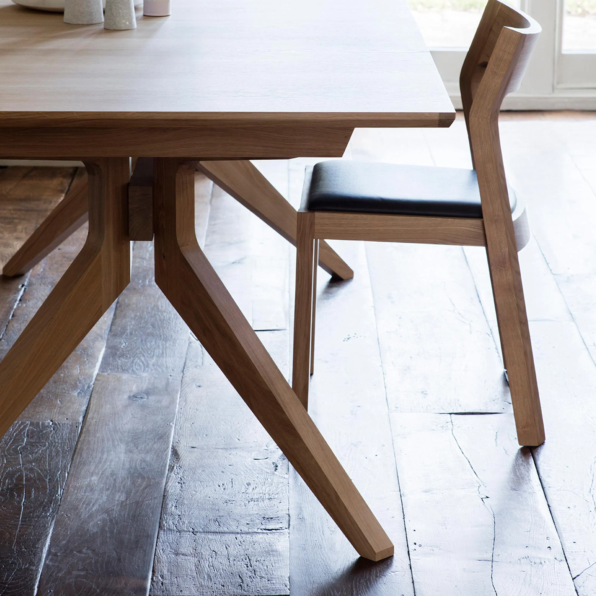 Cross Extending Table - Image 5