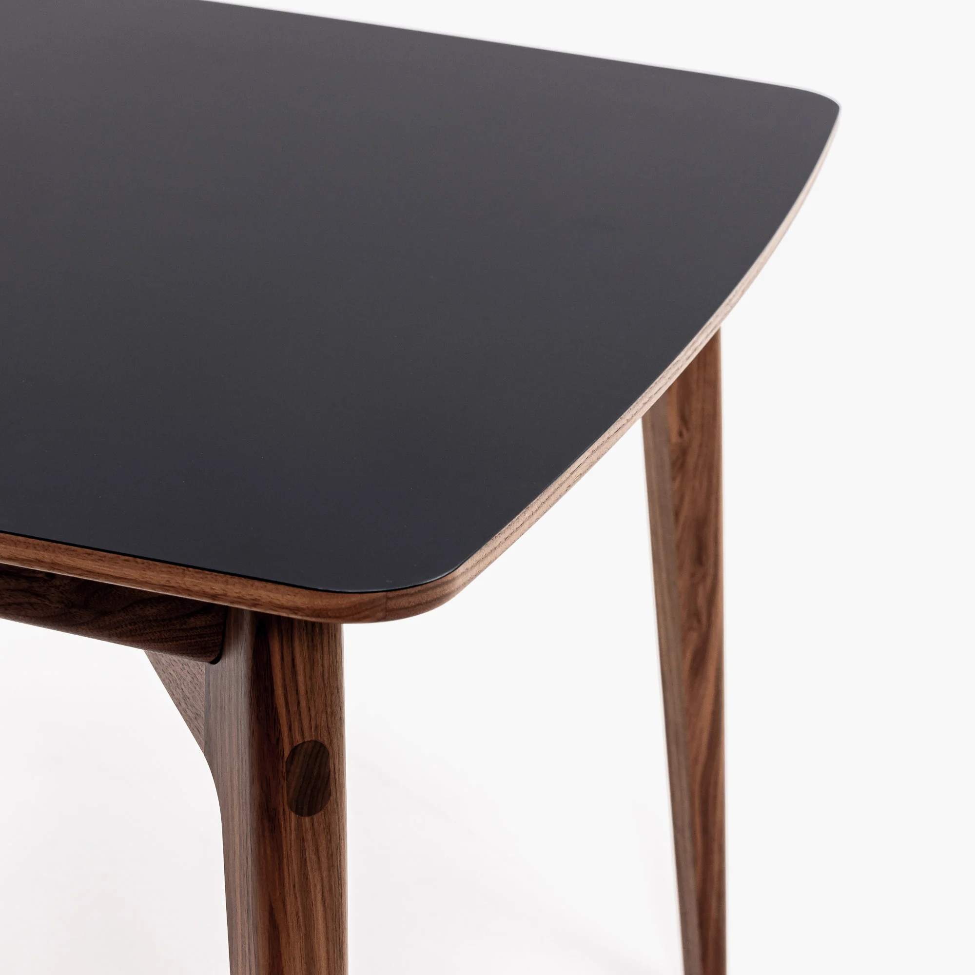 Dulwich Extending Table - HPL Top - Image 3