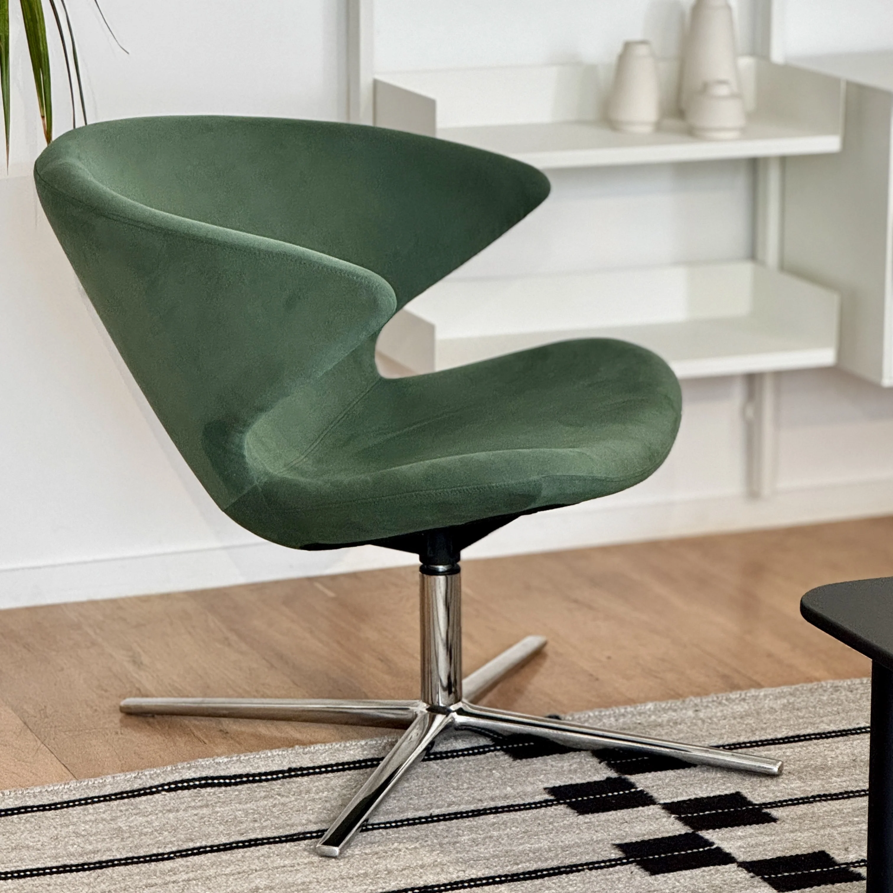Ella Swivel Lounge Chair - Image 3