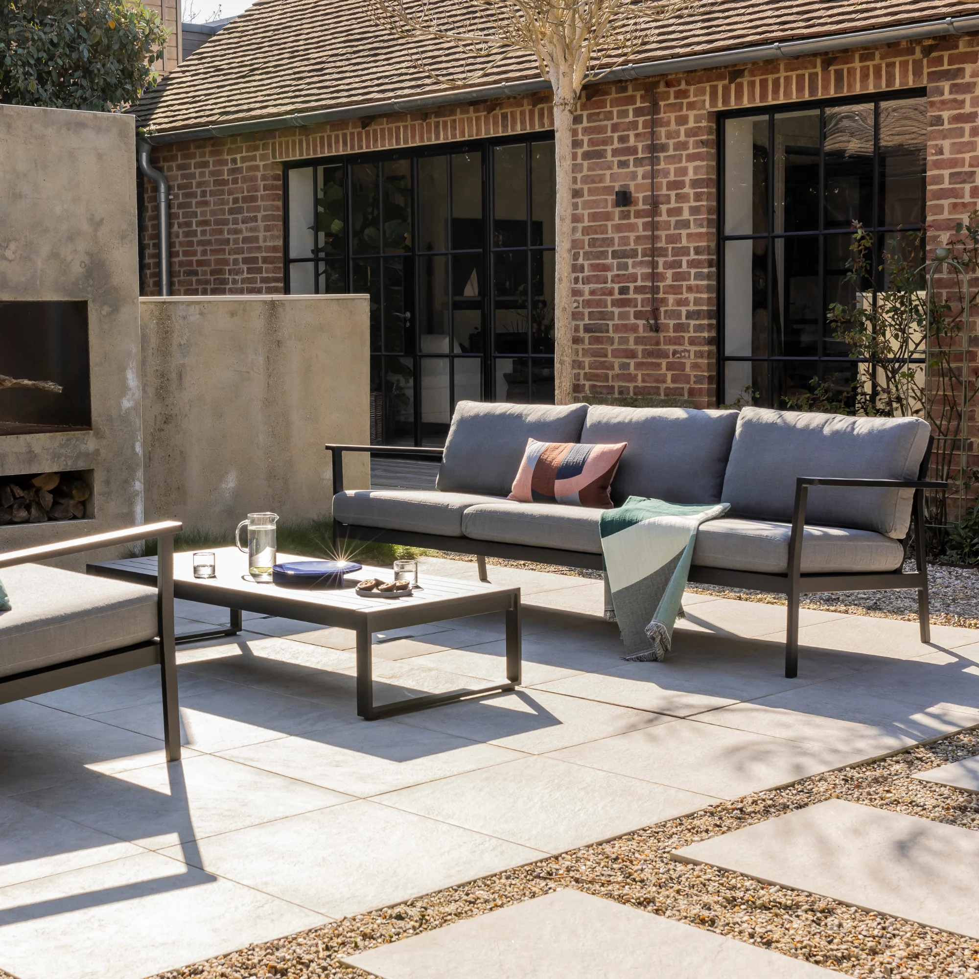 Eos Coffee Table - Image 9