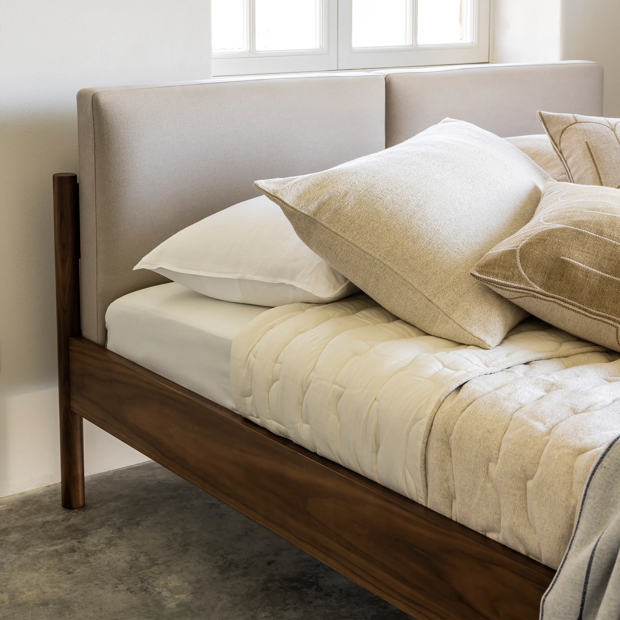 Pala Bed - Image 4
