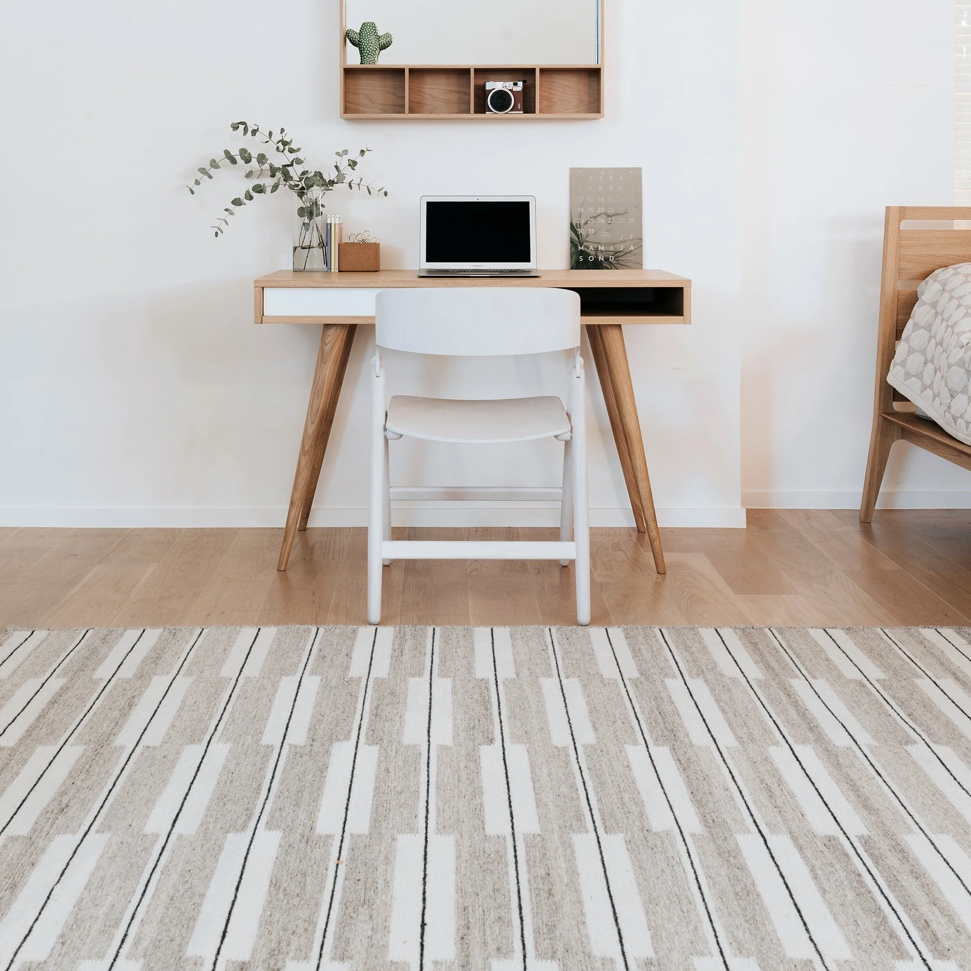 Spindle Rug - Image 5