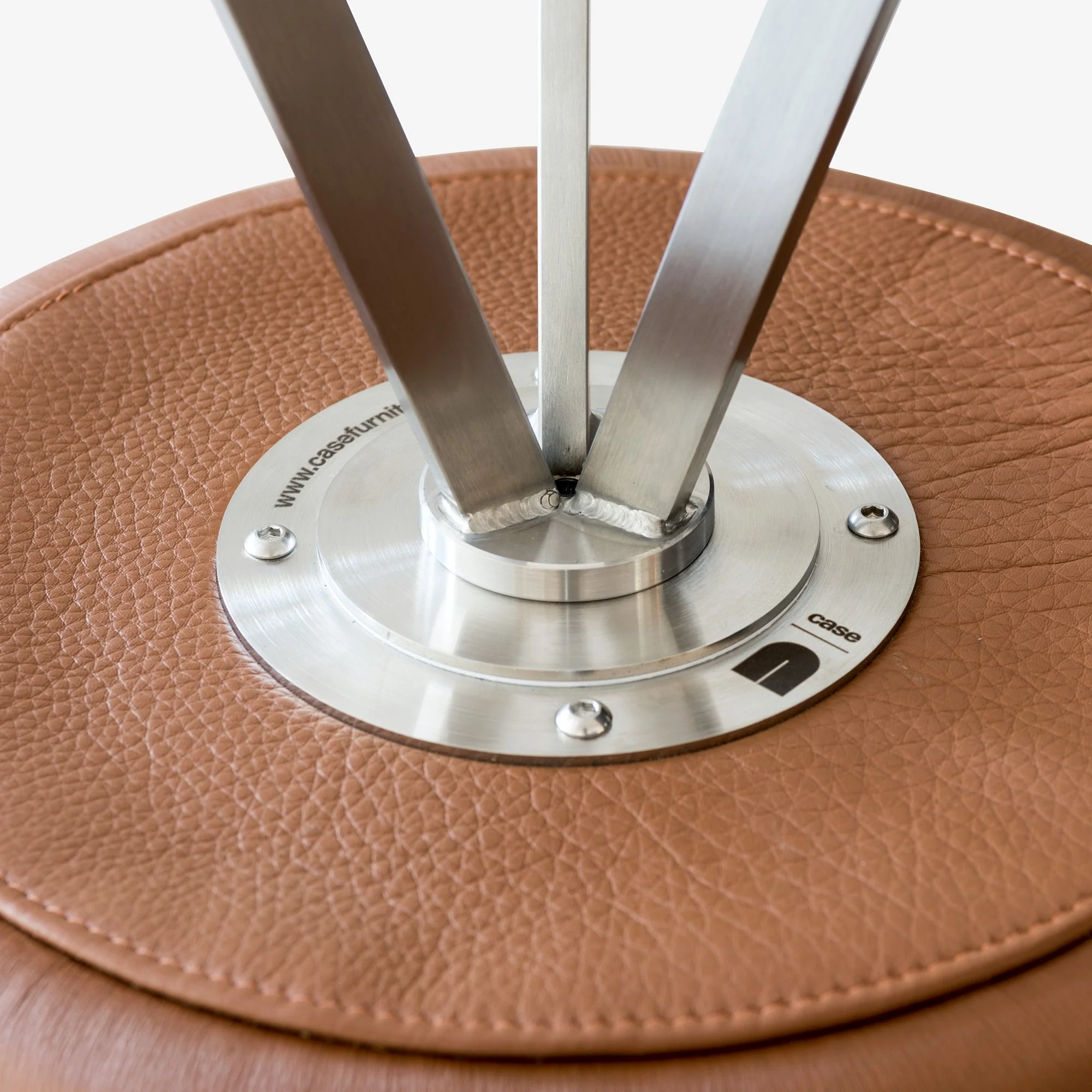 Tri-Space Stool - Image 4